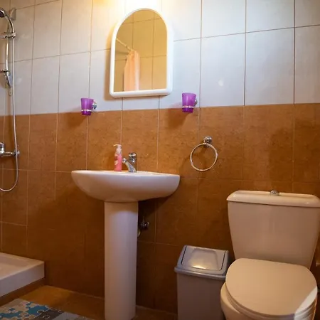 Adonis Villa Coral Bay