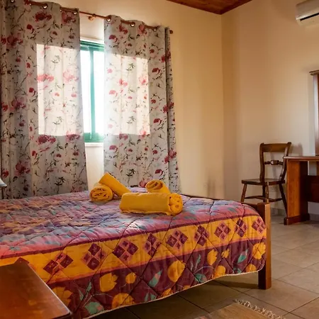 Adonis Villa Coral Bay