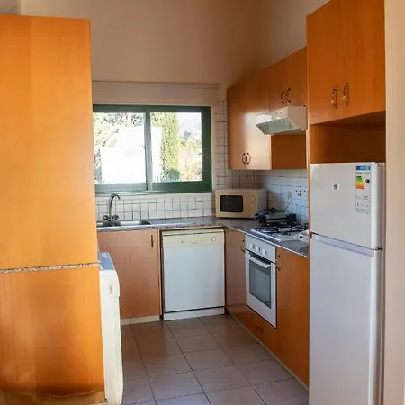 Adonis Villa