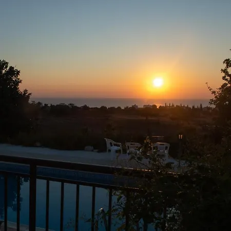 Villa Adonis *